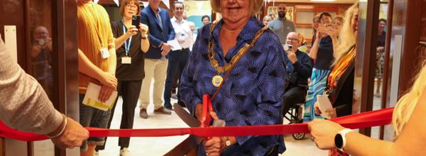Ruth cutting the ribbon at Foundry Court